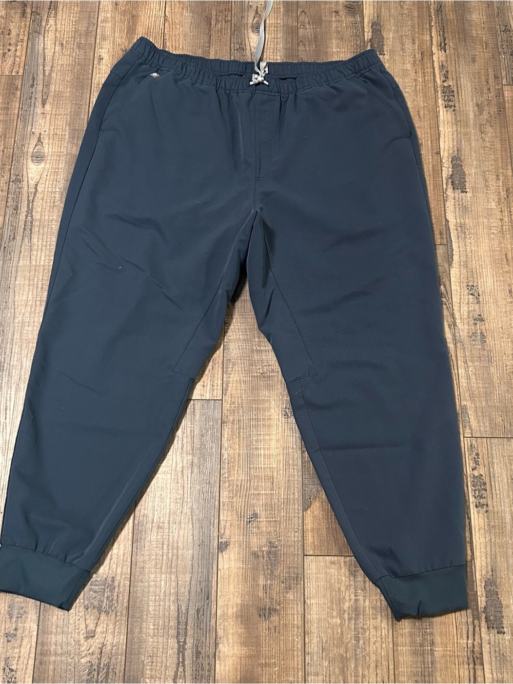 FIGS Technical Mens Tansen Jogger Scrub Pants Dark Harbor Size XXL Short
